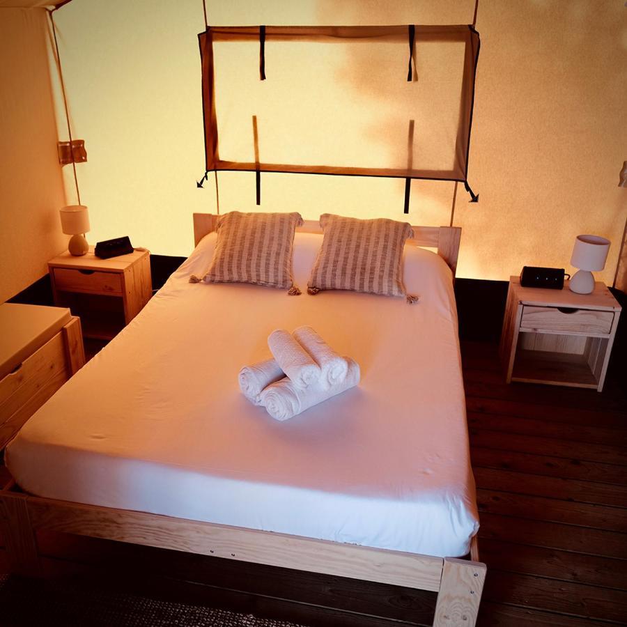 Holacamp Garrofer 2*