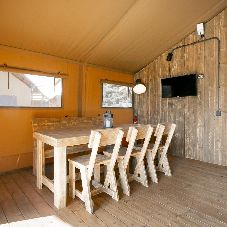 Càmping Holacamp Garrofer Sitges