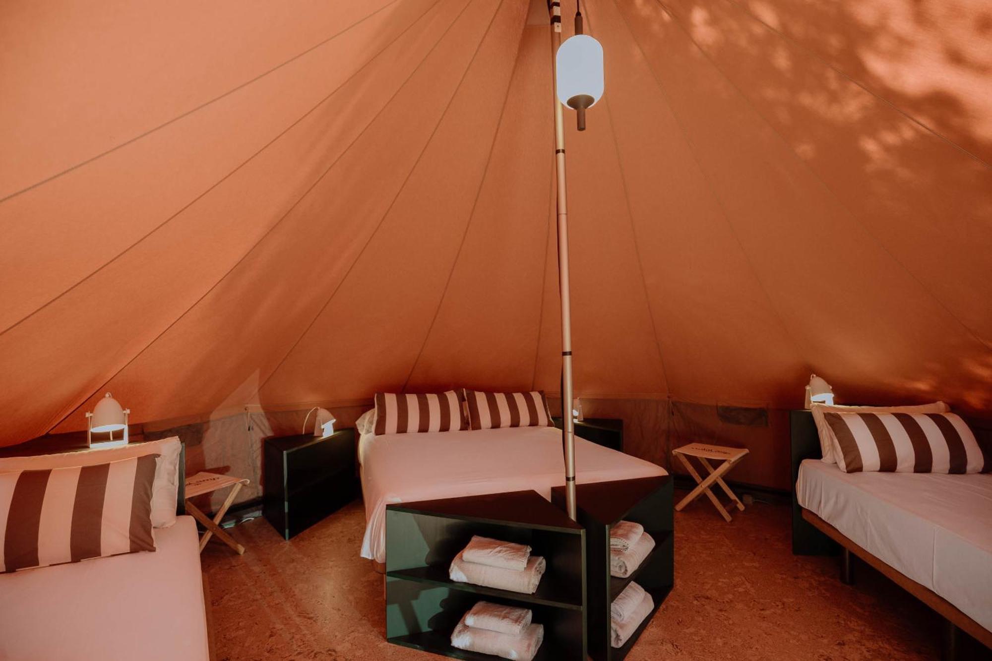 Kemping Holacamp Garrofer