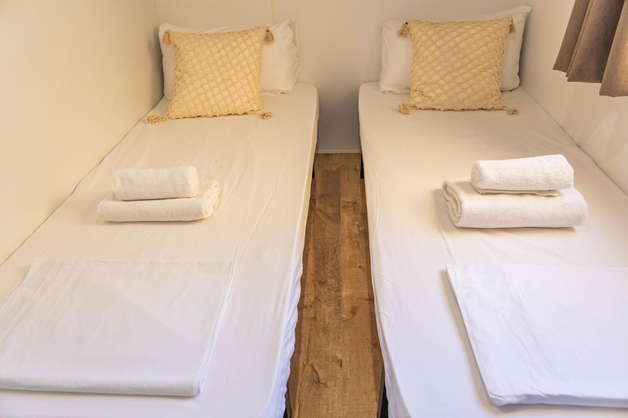 Holacamp Garrofer 2* Sitges